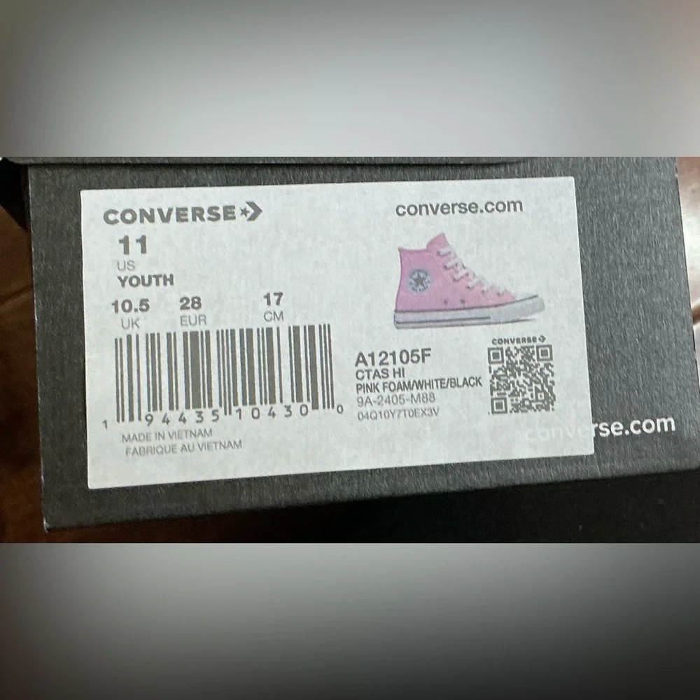NEW Converse Girls CTAS Pink Canvas Hi Top Casual
Sneaker - 11 Y- New In Box - Picture 6 of 8